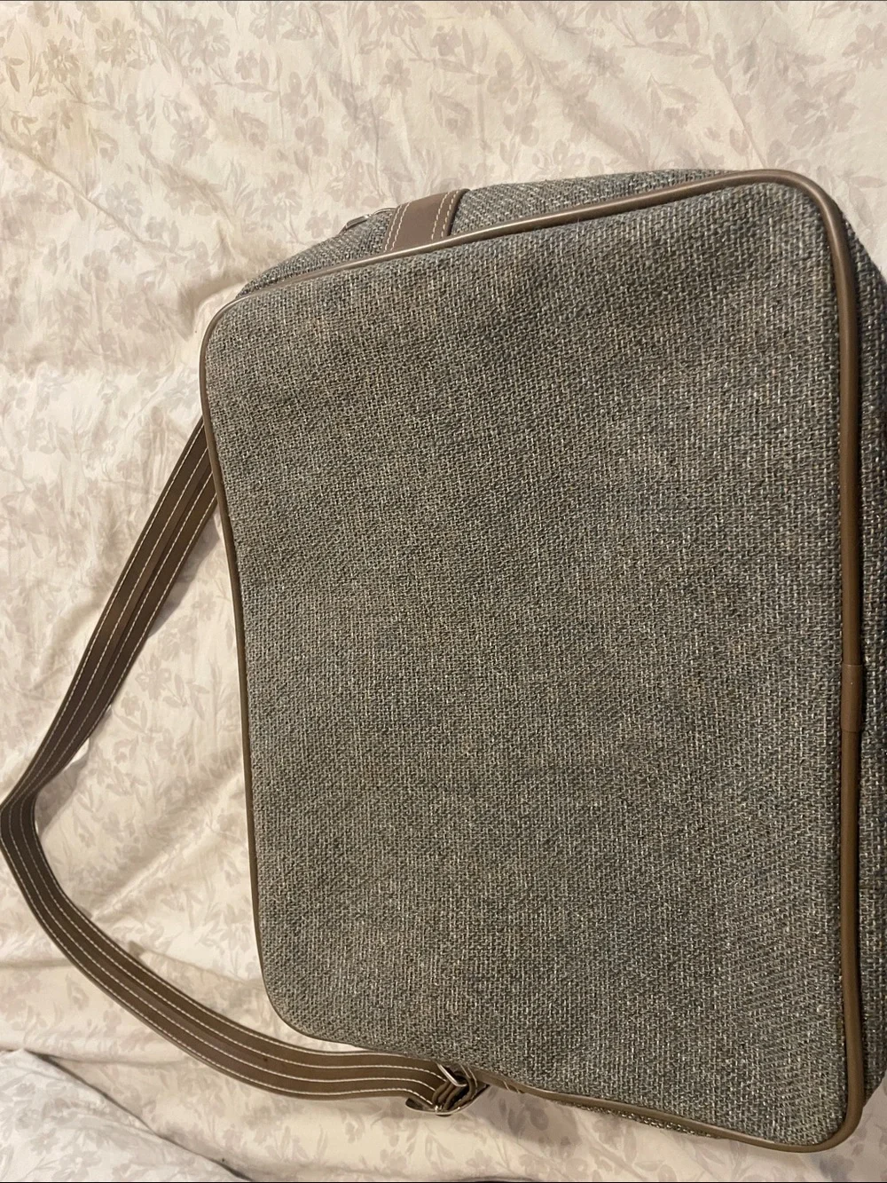 Jordache vintage Grey Tweed Shoulder Bag with Tan Trim